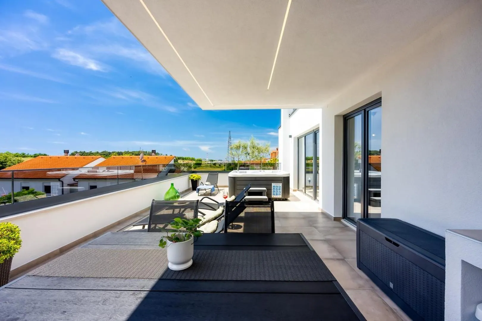 Modern App Ana With Jacuzzi And Balcony Apartment Porec