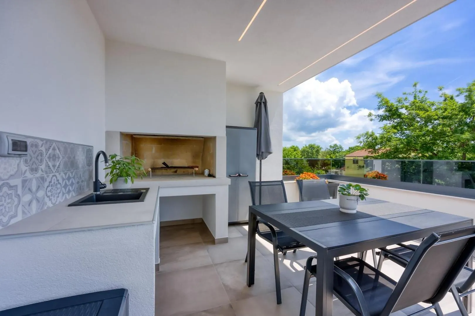 Modern App Ana With Jacuzzi And Balcony Apartment Porec